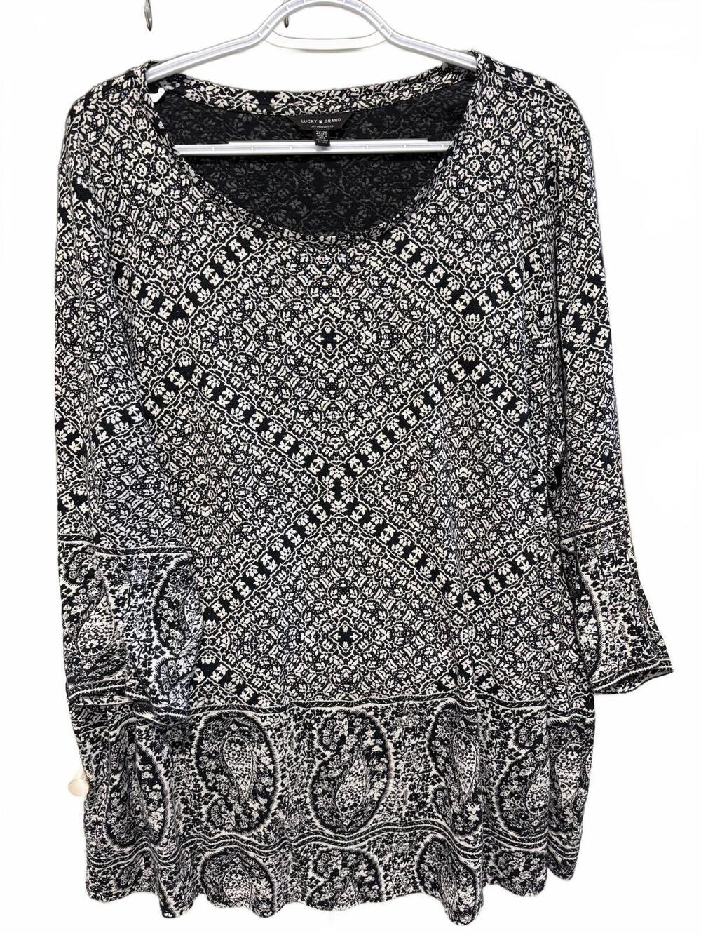 Lucky Brand 2X Women’s 3/4 Sleeve Black and White Pattern top